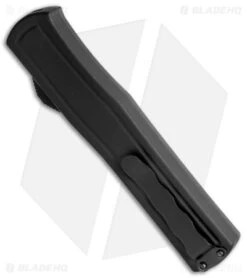 AKC F-20 D/A OTF Spear Point Automatic Knife Black CF (3.6" Satin) 4 AKC F-20 D/A OTF Spear Point Automatic Knife Black CF (3.6" Satin) -Blade HQ Knife Shop AKC F 20 DA Dagger OTF Auto Black CF Satin BHQ 140496 jr side